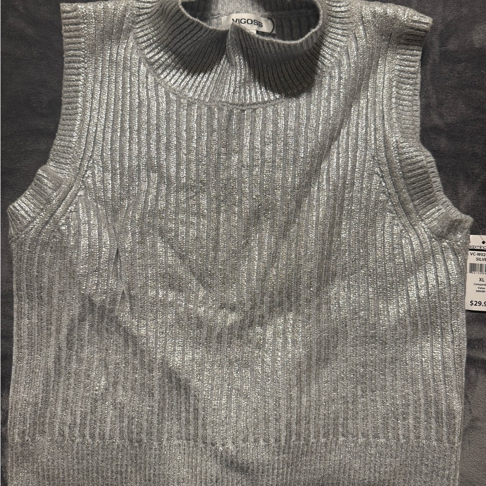 Vigoss Gray Ribbed Knit Sweater